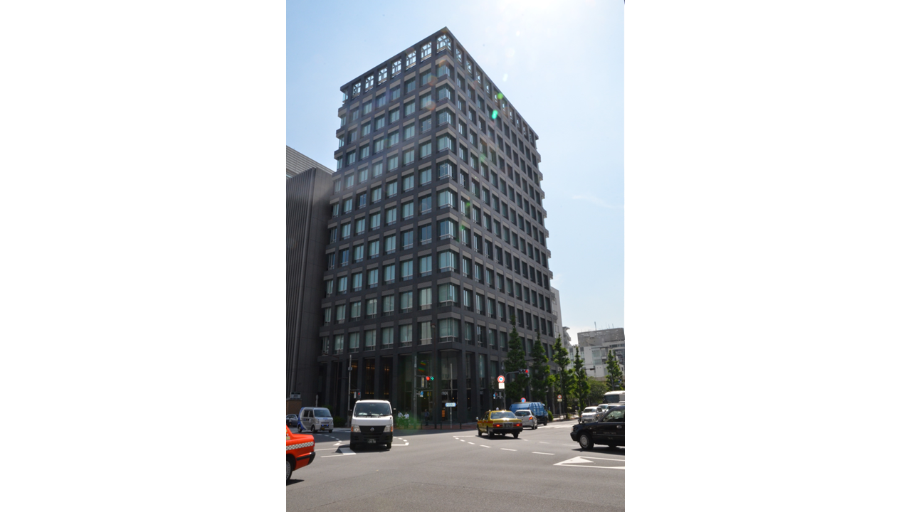 メールサーバの種類を問わず、アーカイブサーバは柔軟に配置でき、<br>「会社の資産であるメールデータは自社で管理」できる点を評価
